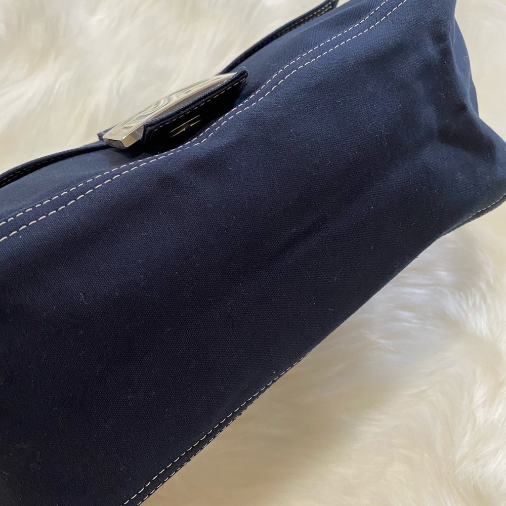 Authentic vintage Fendi navy mama baguette - Picture 3 of 11